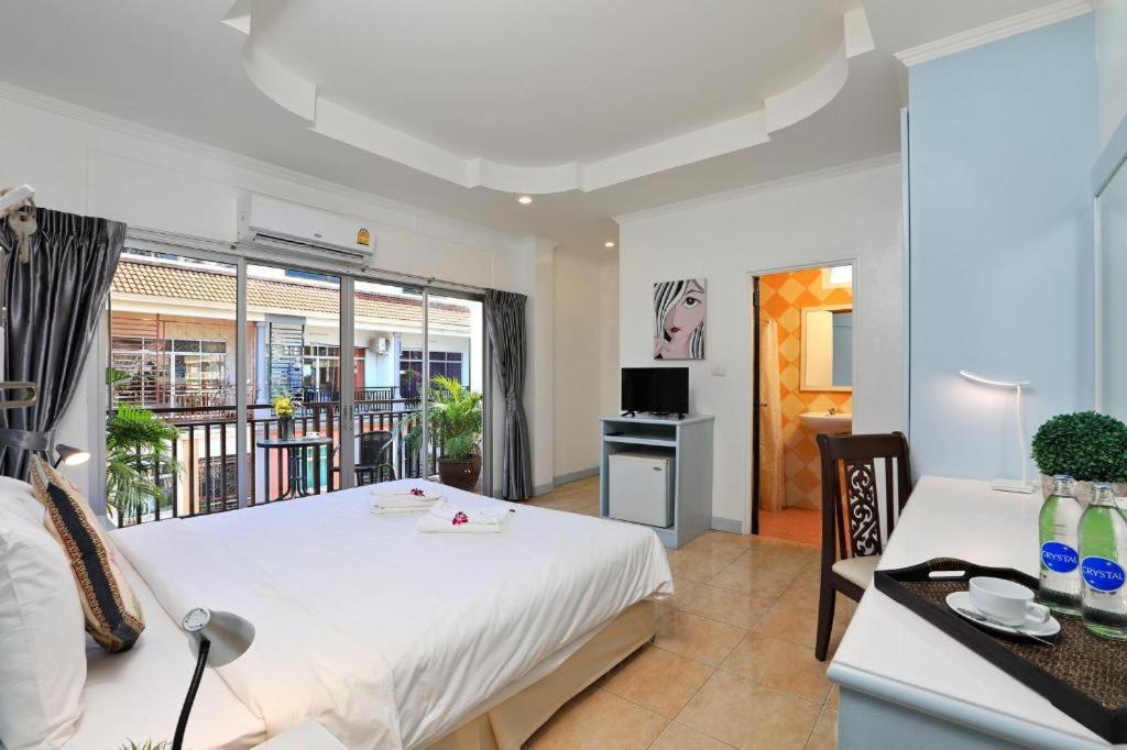 Gorgeous Boutique Room Patong Экстерьер фото