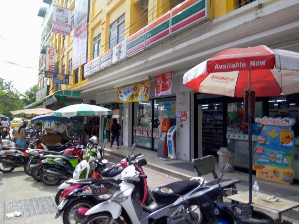 Gorgeous Boutique Room Patong Экстерьер фото