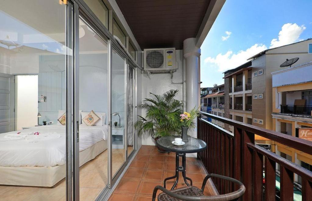 Gorgeous Boutique Room Patong Экстерьер фото