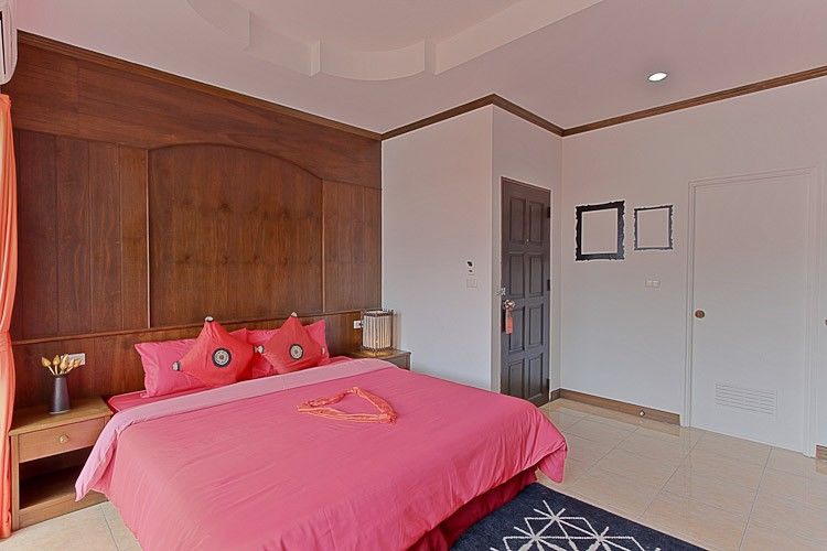 Gorgeous Boutique Room Patong Экстерьер фото
